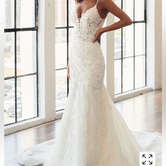 Serene Ame Bridal Wedding Dress - Vera street Size 10 - Picture 3 of 14